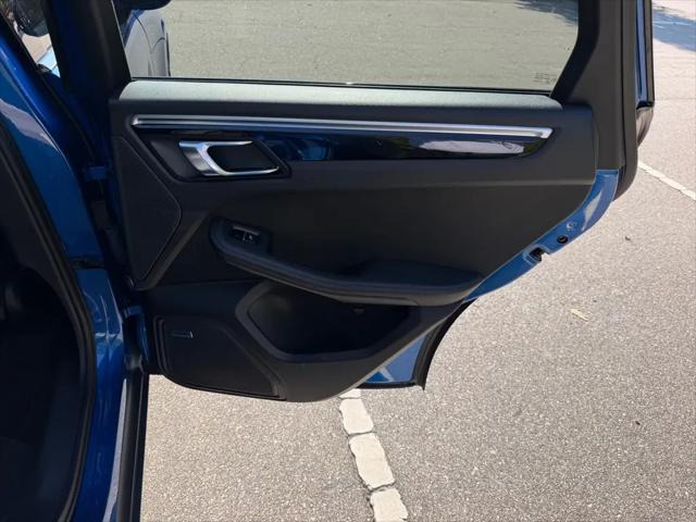2017 Porsche Macan S