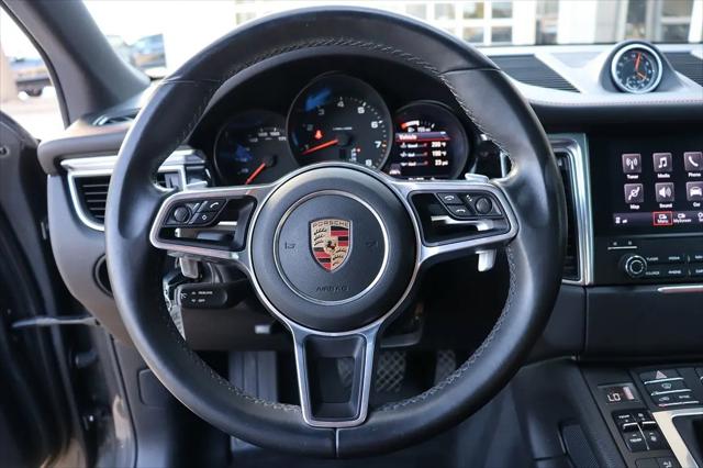 2017 Porsche Macan Macan