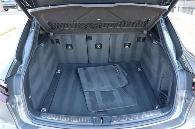 2017 Porsche Macan Macan
