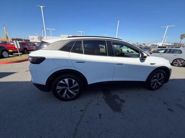 2023 Volkswagen ID.4 Pro