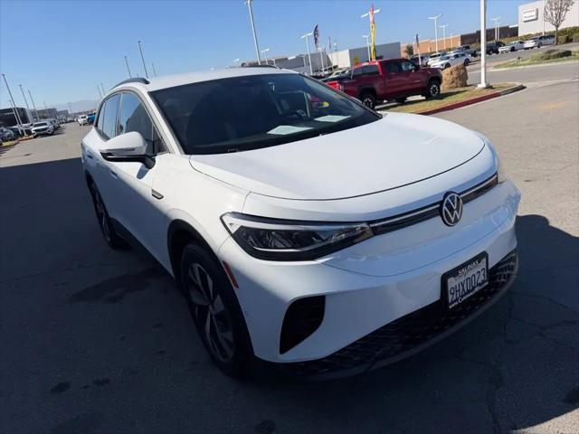 2023 Volkswagen ID.4 Pro