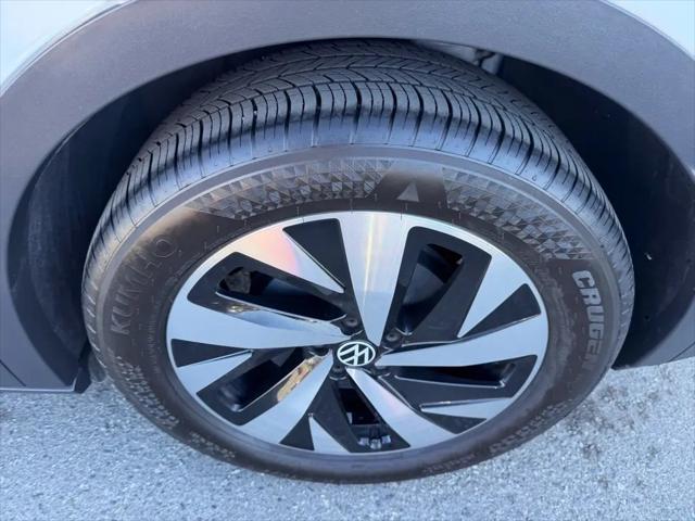 2023 Volkswagen ID.4 Pro