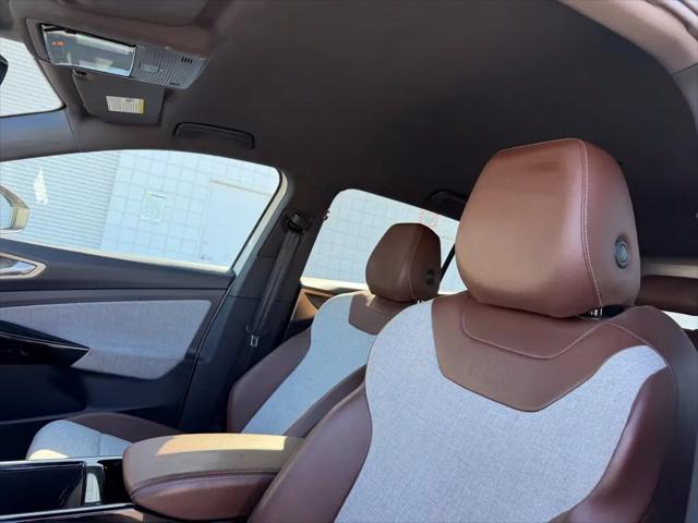 2023 Volkswagen ID.4 Pro