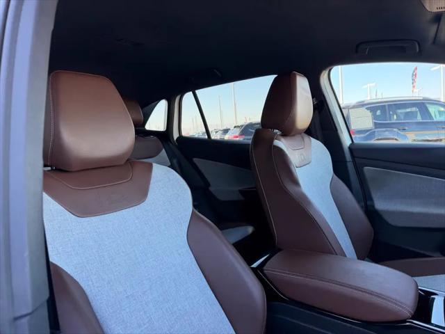 2023 Volkswagen ID.4 Pro