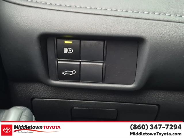 2023 Toyota Highlander Hybrid LE