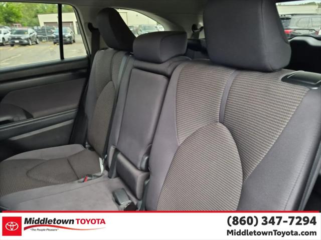 2023 Toyota Highlander Hybrid LE