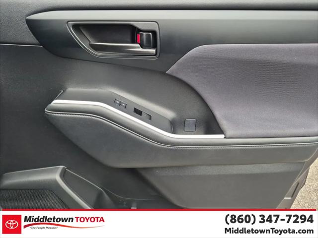 2023 Toyota Highlander Hybrid LE