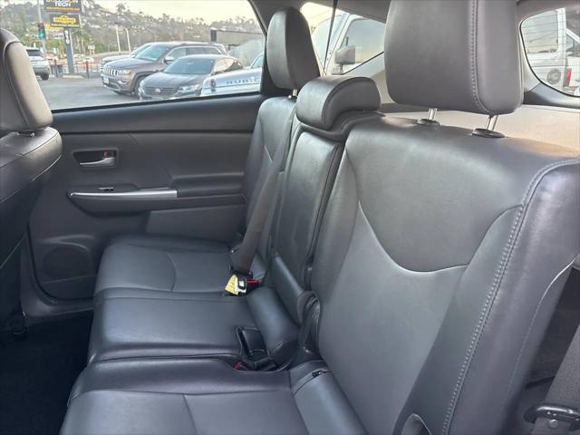 2013 Toyota Prius v Five