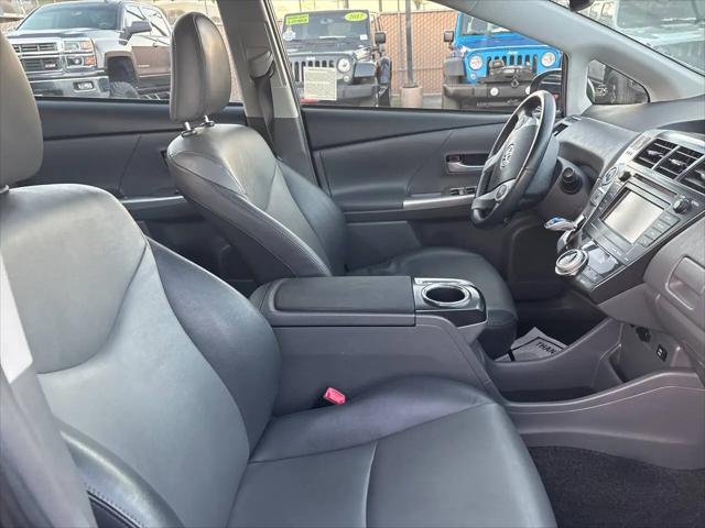 2013 Toyota Prius v Five