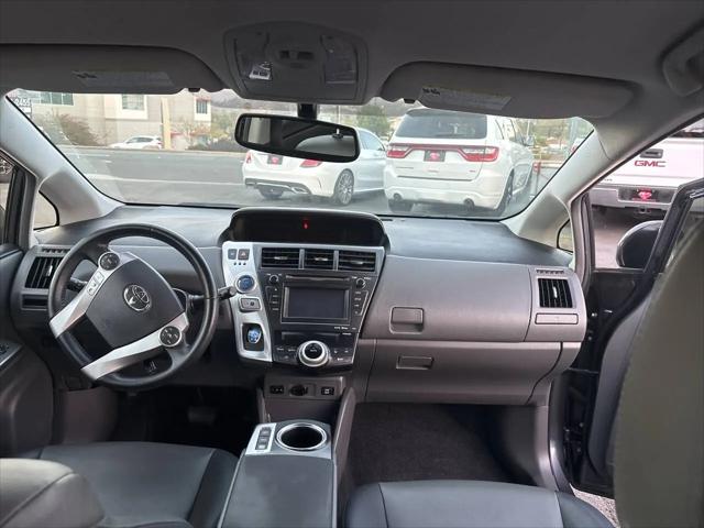 2013 Toyota Prius v Five