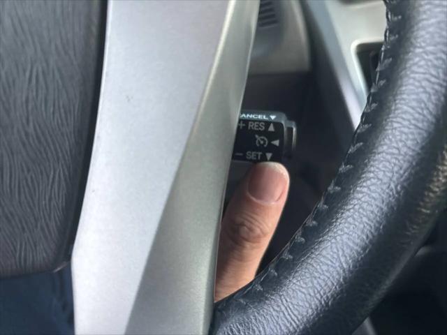 2013 Toyota Prius v Five
