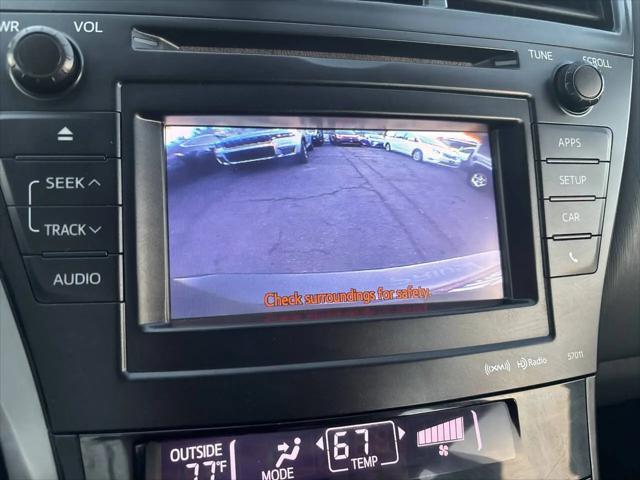 2013 Toyota Prius v Five