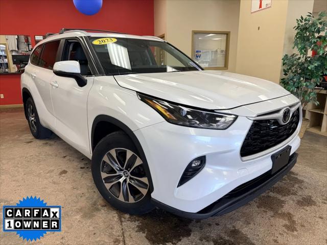 2023 Toyota Highlander XLE for sale in Batavia, NY