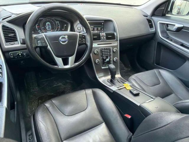 2015 Volvo XC60 T5 Drive-E Premier