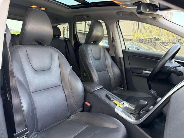 2015 Volvo XC60 T5 Drive-E Premier