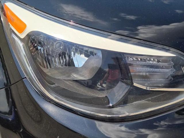 2019 Kia Alma +