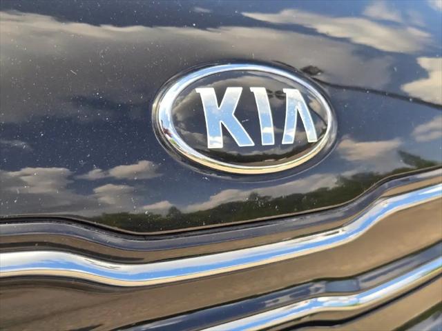 2019 Kia Alma +