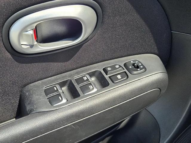 2019 Kia Alma +