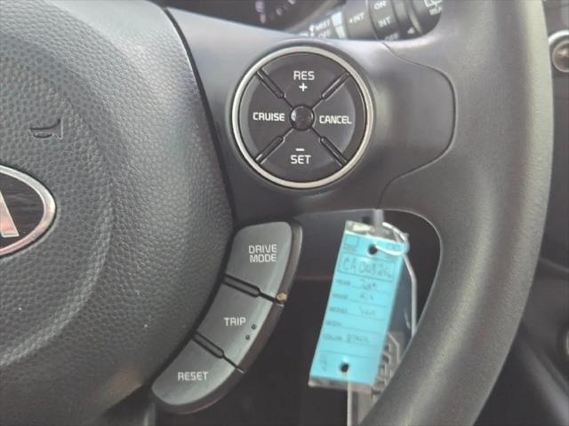 2019 Kia Alma +