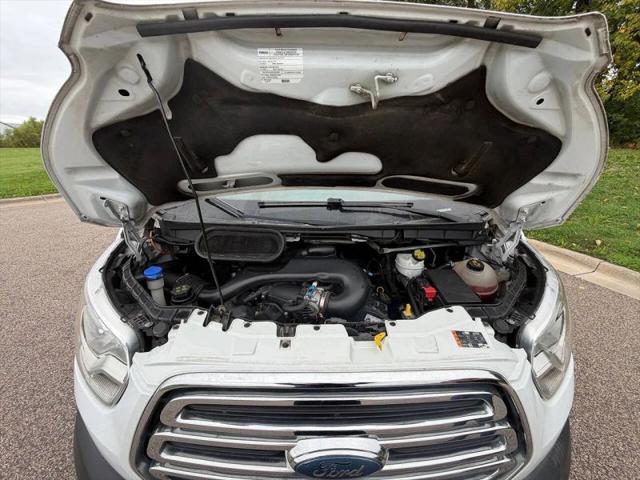 2018 Ford Transit XLT