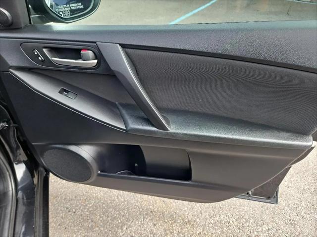 2012 Mazda Mazda3 i Touring