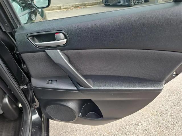 2012 Mazda Mazda3 i Touring