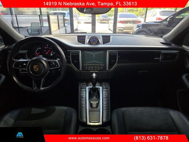 2017 Porsche Macan Base