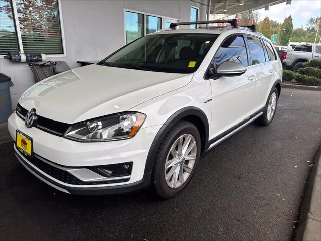 2017 Volkswagen Golf Alltrack TSI SE for sale in Monroe, WA