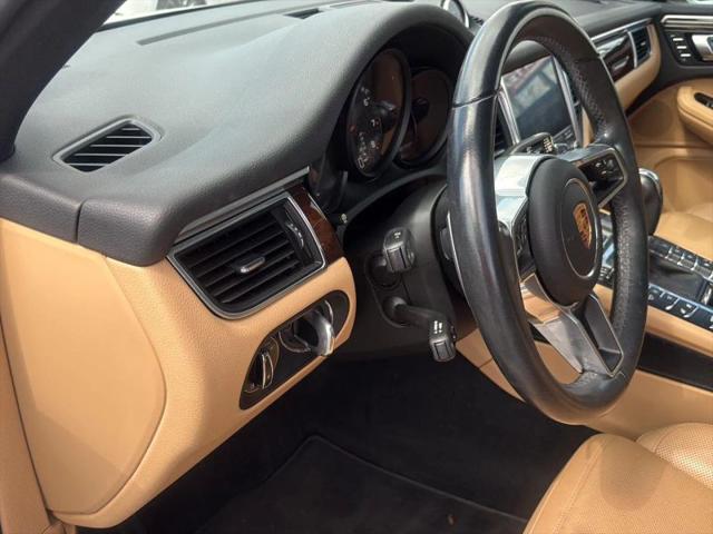 2018 Porsche Macan Base