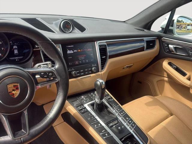 2018 Porsche Macan Base