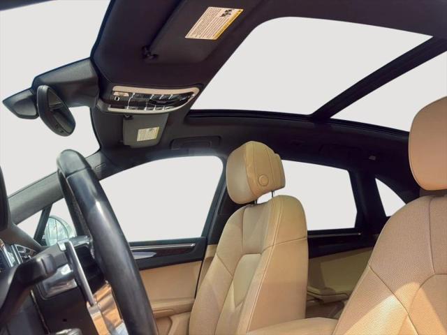 2018 Porsche Macan Base