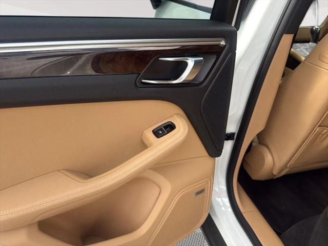 2018 Porsche Macan Base