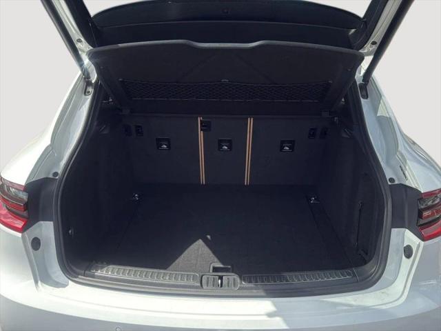 2018 Porsche Macan Base