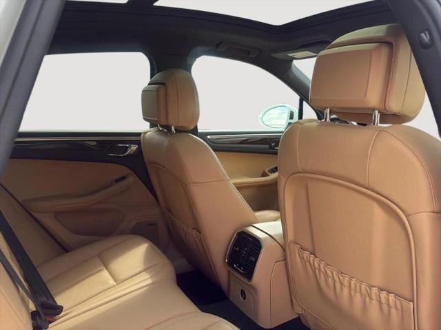 2018 Porsche Macan Base