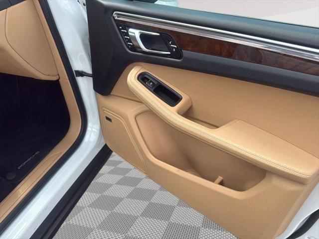 2018 Porsche Macan Base