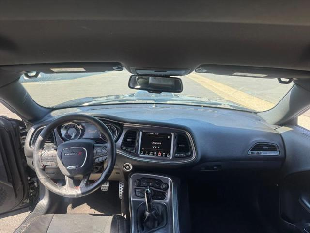 2015 Dodge Challenger R/T Plus Shaker