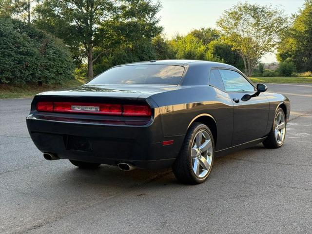 2011 Dodge Challenger Base
