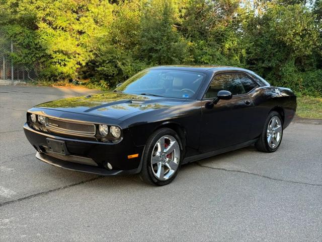 2011 Dodge Challenger Base