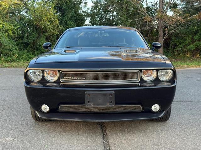 2011 Dodge Challenger Base