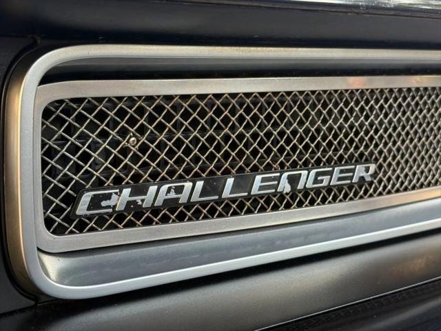 2011 Dodge Challenger Base