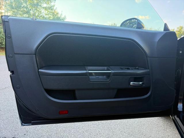 2011 Dodge Challenger Base