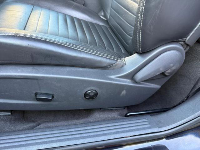 2011 Dodge Challenger Base
