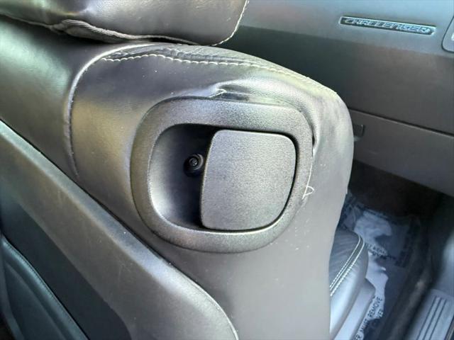 2011 Dodge Challenger Base