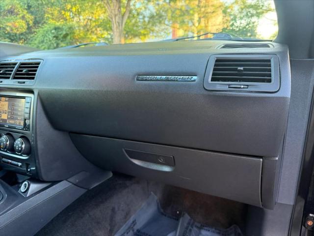 2011 Dodge Challenger Base