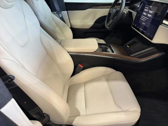 2023 Tesla Model X Base