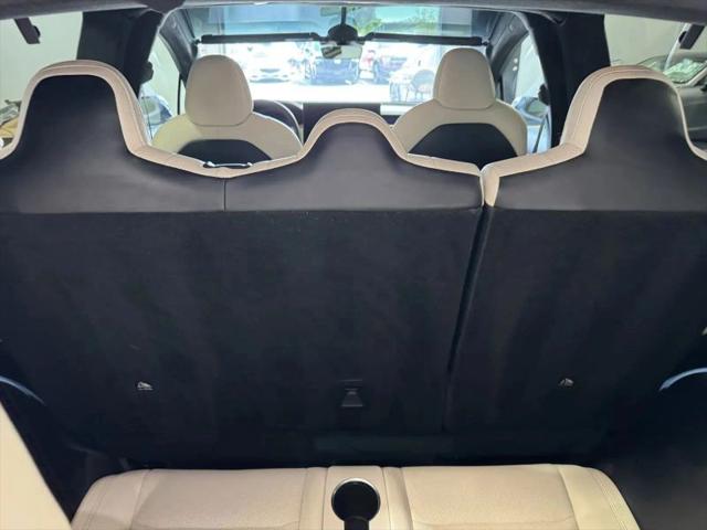 2023 Tesla Model X Base