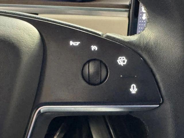 2023 Tesla Model X Base
