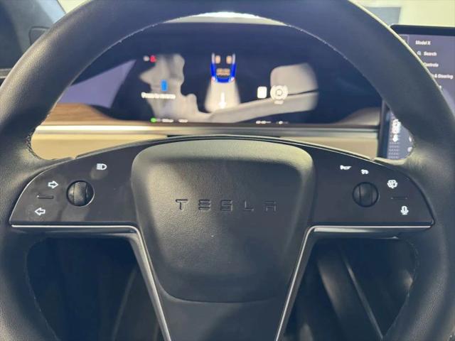 2023 Tesla Model X Base