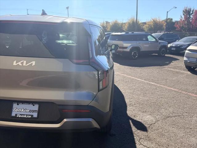 2024 Kia EV9 Light Long Range