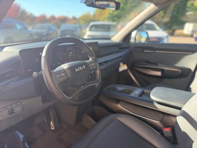 2024 Kia EV9 Light Long Range